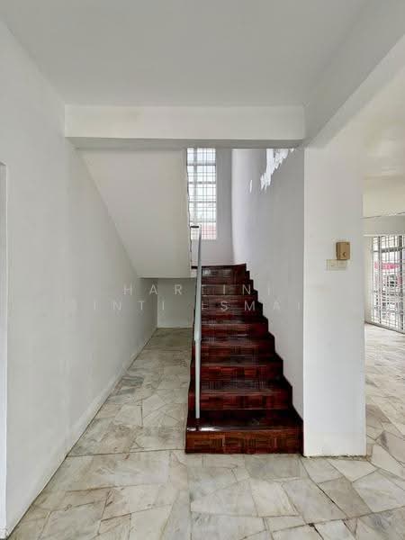 Bungalow House untuk Dijual di Pantai Sepang Putra (Sepang) - Hartini Binti Ismail - Interior - PropertyGuru.com.my