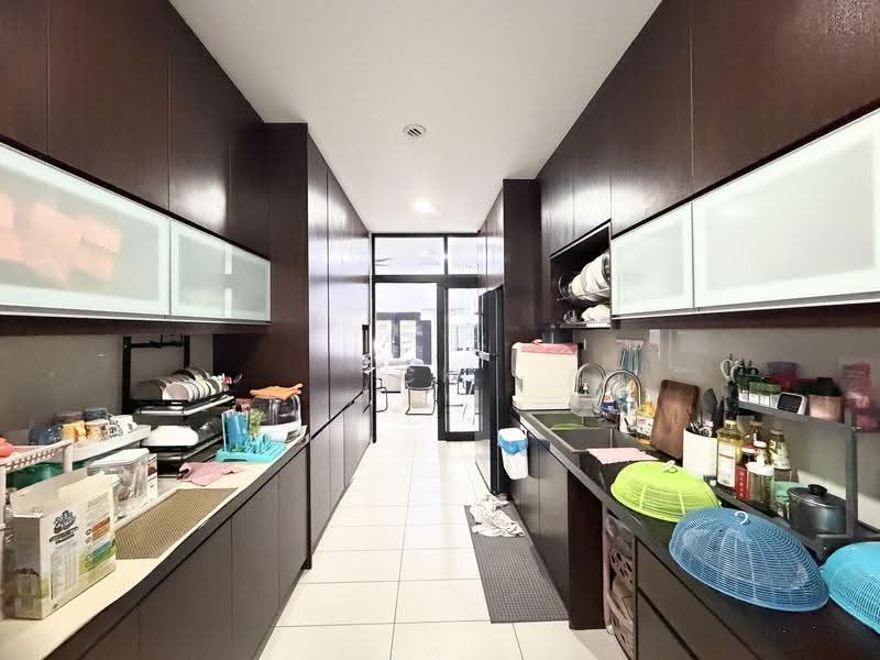 2-storey Terraced House for Sale in Bandar Kinrara Seksyen 8 (Bandar Kinrara) - CK Yee - Kitchen - PropertyGuru.com.my