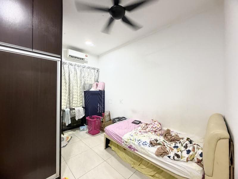 2-storey Terraced House for Sale in Bandar Kinrara Seksyen 8 (Bandar Kinrara) - CK Yee - Bedroom - PropertyGuru.com.my