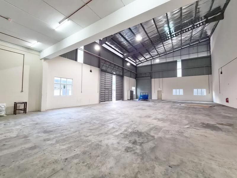 Semi-D Factory for Rent in Semtec Technology Park (Semenyih) - Michelle Teoh - Interior - PropertyGuru.com.my