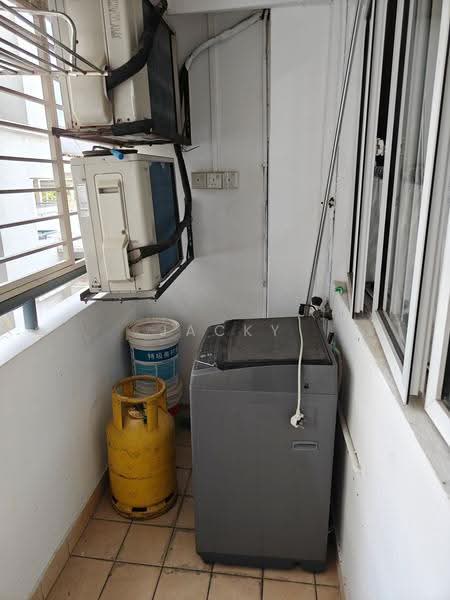 Kondominium untuk Disewa di The Boulevard - Jacky Lin - Balcony - PropertyGuru.com.my