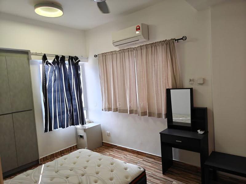 Kondominium untuk Disewa di The Boulevard - Jacky Lin - Bedroom - PropertyGuru.com.my
