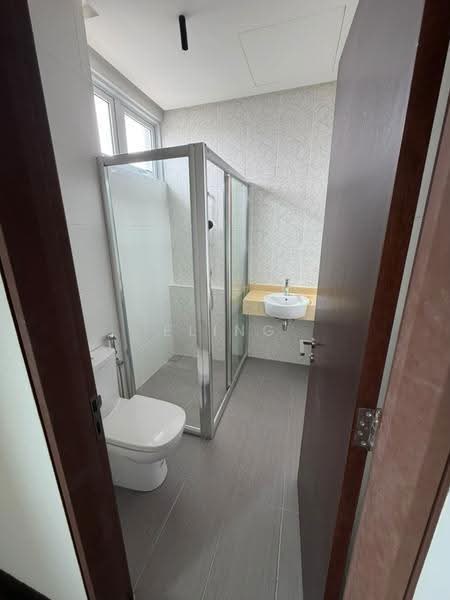 Bungalow House for Sale in Ampang (Selangor) - Eling Loo - Bathroom - PropertyGuru.com.my