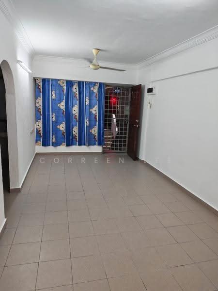 Rumah Flat untuk Disewa di Taman Utama - Correen Lee - Living Room - PropertyGuru.com.my