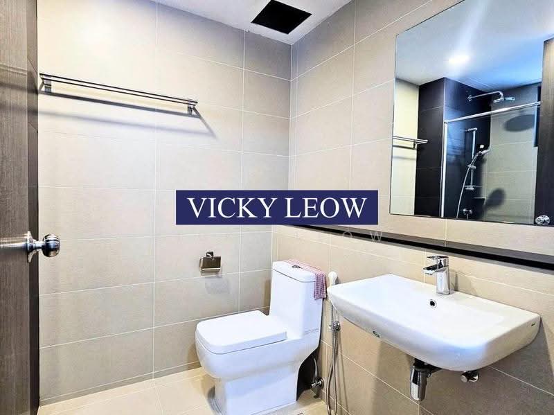 Kondominium untuk Dijual di Raffel Tower - Vicky Leow - Bathroom - PropertyGuru.com.my
