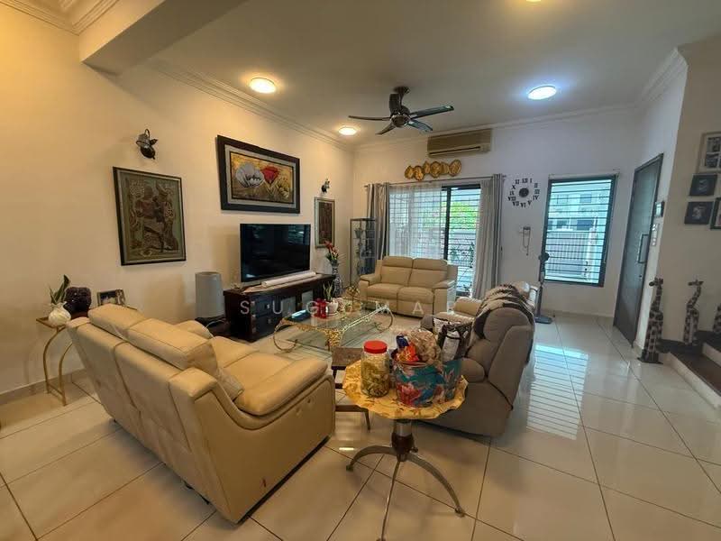 2-storey Terraced House for Sale in Alam Impian (Shah Alam) - Sugumar Arunasalam - Living Room - PropertyGuru.com.my