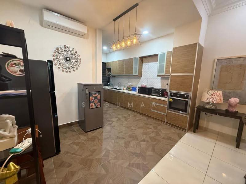 2-storey Terraced House for Sale in Alam Impian (Shah Alam) - Sugumar Arunasalam - Kitchen - PropertyGuru.com.my
