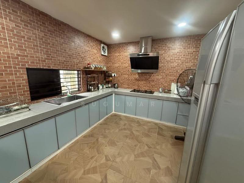 2-storey Terraced House for Sale in Alam Impian (Shah Alam) - Sugumar Arunasalam - Kitchen - PropertyGuru.com.my