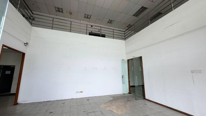 Warehouse for Rent in Glenmarie (Selangor) - Dr Shahril Nizam - PropertyGuru.com.my