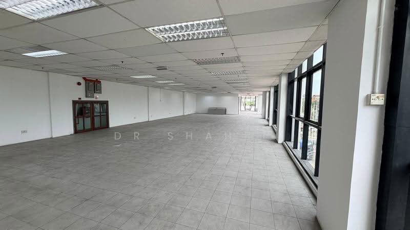 Warehouse for Rent in Glenmarie (Selangor) - Dr Shahril Nizam - PropertyGuru.com.my