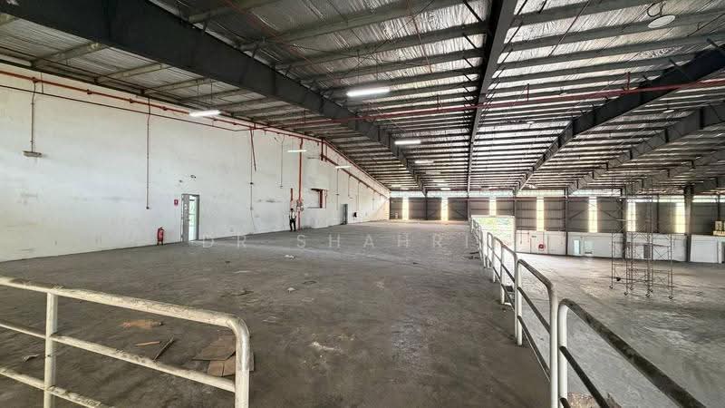 Warehouse for Rent in Glenmarie (Selangor) - Dr Shahril Nizam - PropertyGuru.com.my