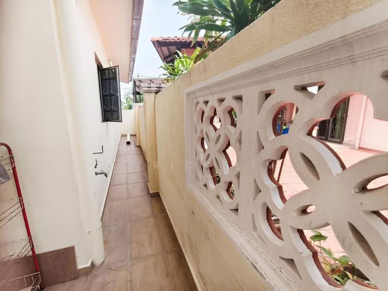 Bungalow House for Sale in Taman Jati (Batu Berendam) - Patrick Lim - PropertyGuru.com.my