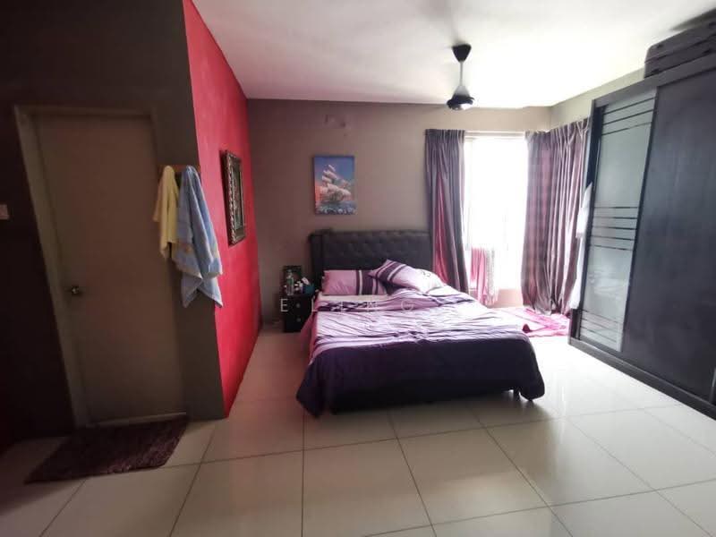 Kondominium untuk Dijual di Platinum Lake PV 15 - Eling Loo - Bedroom - PropertyGuru.com.my