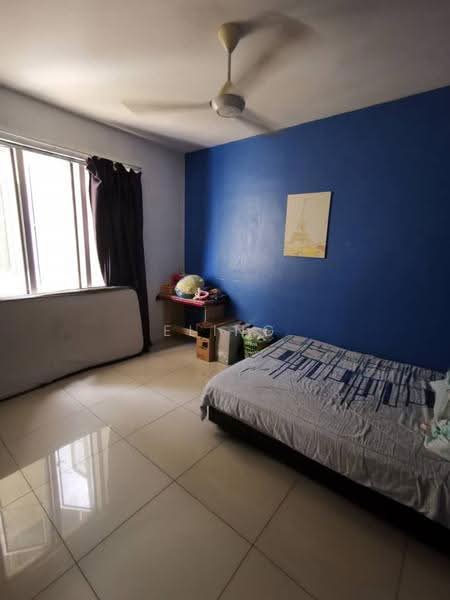 Kondominium untuk Dijual di Platinum Lake PV 15 - Eling Loo - Bedroom - PropertyGuru.com.my