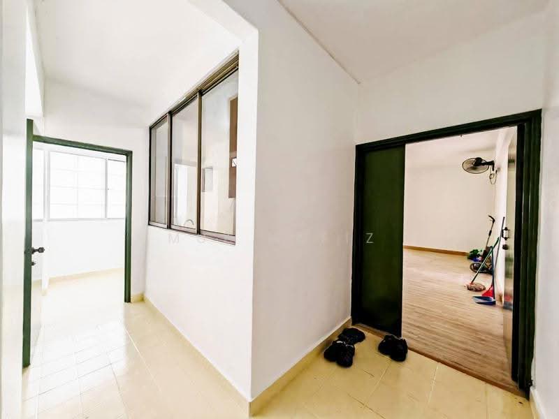 Kondominium untuk Dijual di Kelana D'Putera - Muz Hafiz - Corridor - PropertyGuru.com.my