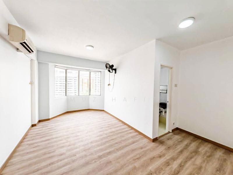Kondominium untuk Dijual di Kelana D'Putera - Muz Hafiz - Living Room - PropertyGuru.com.my