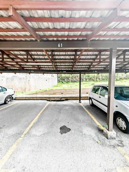 Kondominium untuk Dijual di Kelana D'Putera - Muz Hafiz - Car Park - PropertyGuru.com.my