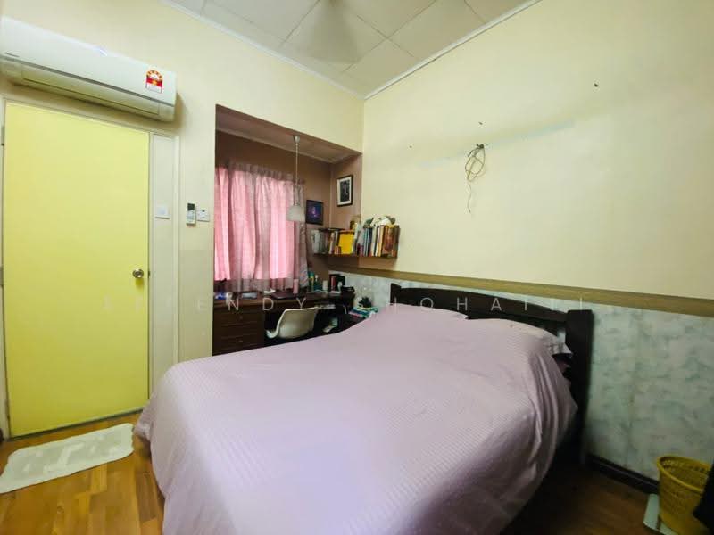 Rumah Teres 2-Tingkat untuk Dijual di Setiawangsa (Kuala Lumpur) - Effendy Shohaili - Bedroom - PropertyGuru.com.my