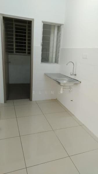 Kondominium untuk Dijual di Platinum Splendor Residence - Eling Loo - Kitchen - PropertyGuru.com.my