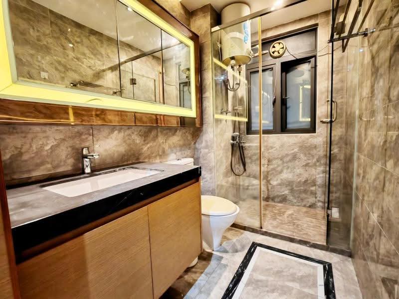 Service Residence for Sale at R&F Princess Cove Phase 1 - Zephyr Khoo - Bathroom - PropertyGuru.com.my