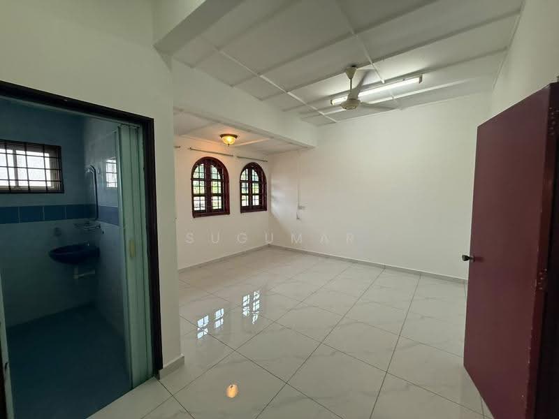 Rumah Teres 2-Tingkat untuk Dijual di Taman Megah (Cheras) - Sugumar Arunasalam - Bathroom - PropertyGuru.com.my