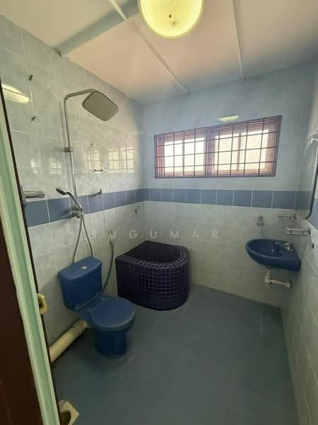 Rumah Teres 2-Tingkat untuk Dijual di Taman Megah (Cheras) - Sugumar Arunasalam - Bathroom - PropertyGuru.com.my