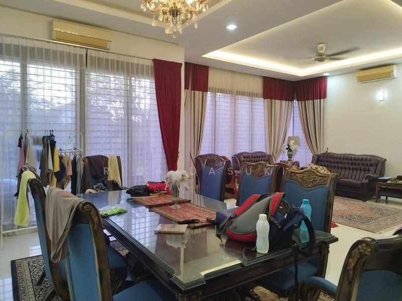 2-storey Terraced House for Sale in Alam Impian (Shah Alam) - Rina Dasuki - Dining Room - PropertyGuru.com.my