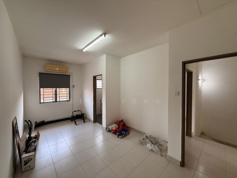 Terraced House for Sale in Aman Putri (Sungai Buloh) - Sean Yong - Interior - PropertyGuru.com.my