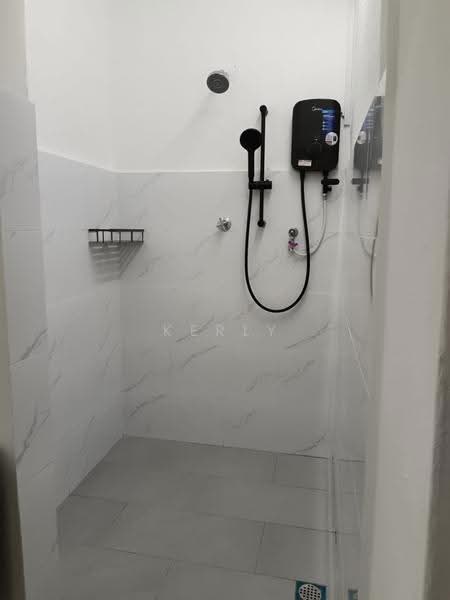 1-storey Terraced House for Rent in Taman Sri Rambai (Bukit Mertajam) - Kerly Kee - Bathroom - PropertyGuru.com.my