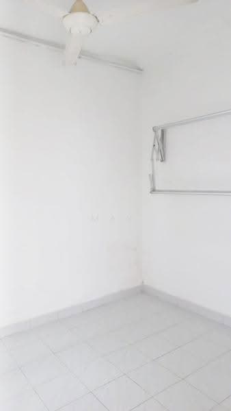 Pangsapuri untuk Dijual di Pangsapuri Kelana Impian - Max Low - Interior - PropertyGuru.com.my