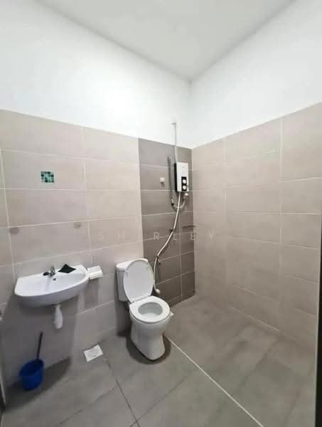 Cluster House for Sale in Taman Mutiara Mas (Skudai) - Shirley Yap - Bathroom - PropertyGuru.com.my