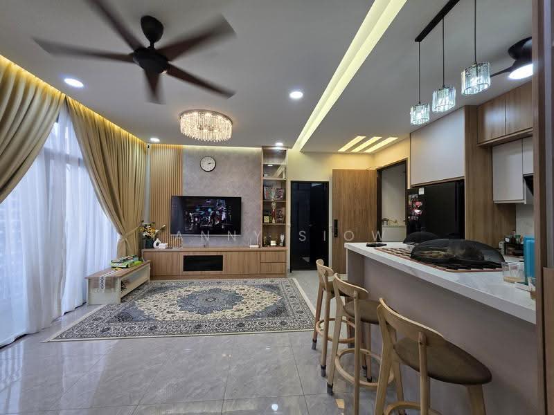 Kediaman Servis untuk Disewa di Altris Residences @ The Quartz WM - Yanny Siow - Living Room - PropertyGuru.com.my