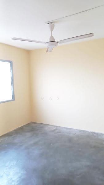 Flat for Sale at Pangsapuri SS8 Kelana Jaya - Max Low - Interior - PropertyGuru.com.my