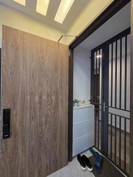 Service Residence for Sale at Altris Residences @ The Quartz WM - Yanny Siow - Entrance - PropertyGuru.com.my
