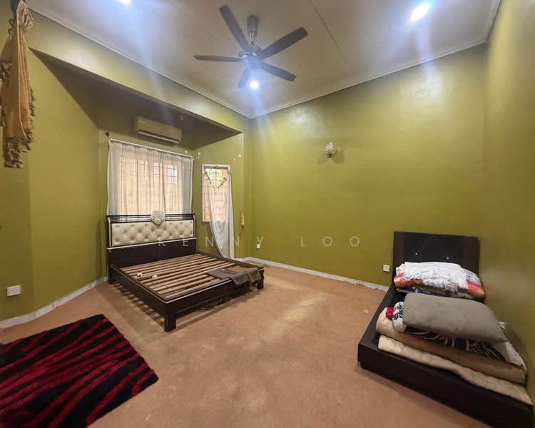 Bungalow House for Sale in Bukit Istana (Kuantan) - Kenny Loo - Bedroom - PropertyGuru.com.my