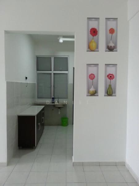 Apartment for Sale at Molek Ria - Daniel Yong - Kitchen - PropertyGuru.com.my