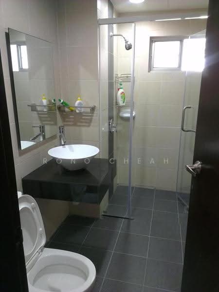 Kondominium untuk Dijual di Zen Residence @ Asplenium Condominium - Rono Cheah - Bathroom - PropertyGuru.com.my