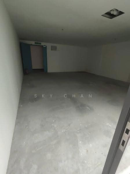 Office for Sale in Hicom - Glenmarie Industrial Park (Shah Alam) - Sky Chan - Interior - PropertyGuru.com.my