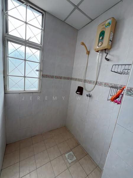 Condominium for Rent at Kelana D'Putera - Jeremy Wong - Bathroom - PropertyGuru.com.my
