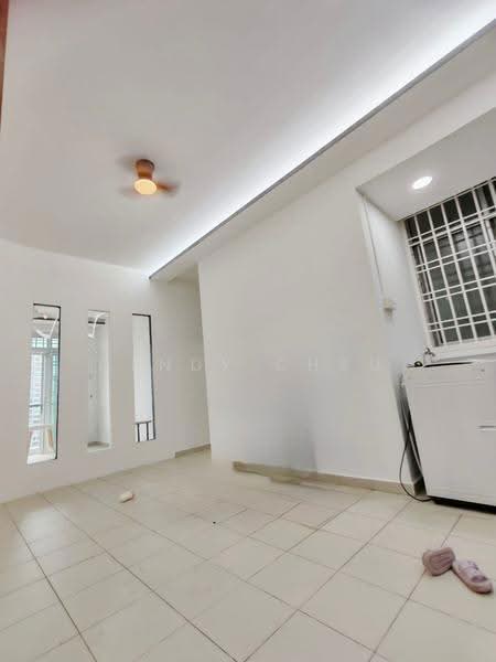 Pangsapuri untuk Dijual di Lake View Suites - Cendy Chau - PropertyGuru.com.my