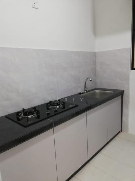 Condominium for Rent at Vertu Resort - Kerly Kee - Kitchen - PropertyGuru.com.my
