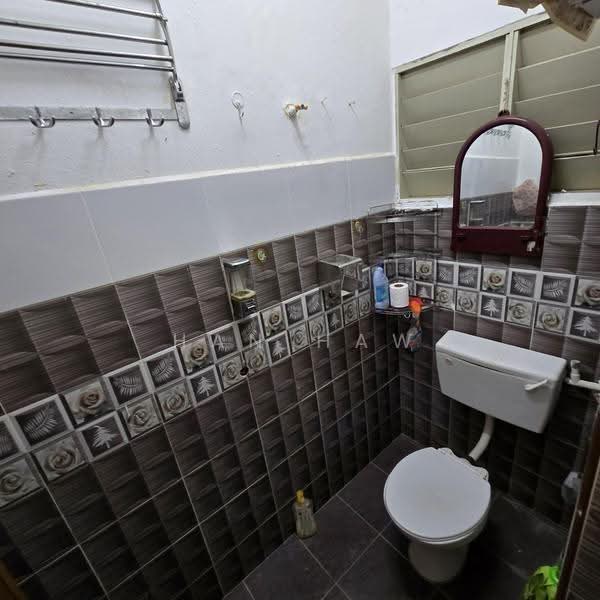 Rumah Teres 2-Tingkat untuk Disewa di Kajang Prima (Kajang) - Han Haw Ze - Bathroom - PropertyGuru.com.my