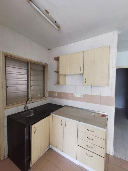 Apartment for Sale at Flora Damansara Apartment - Kamisah Khalid - Kitchen - PropertyGuru.com.my