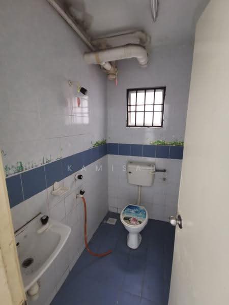 Apartment for Sale at Flora Damansara Apartment - Kamisah Khalid - Bathroom - PropertyGuru.com.my