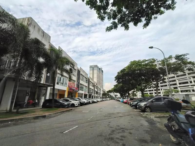 Retail Space for Sale in Gelang Patah (Johor) - Kelly Wai - Exterior - PropertyGuru.com.my