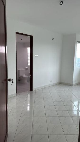 Kondominium untuk Dijual di Riana Green Condominium - Rachel Leow - Bathroom - PropertyGuru.com.my