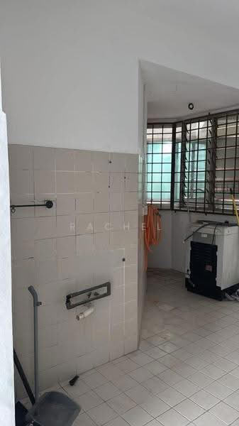 Kondominium untuk Dijual di Riana Green Condominium - Rachel Leow - Kitchen - PropertyGuru.com.my