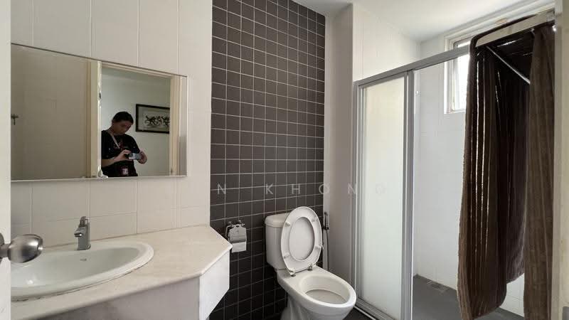 Condominium for Rent at Adora Courtyard Apartments - Sun Khong - Bathroom - PropertyGuru.com.my