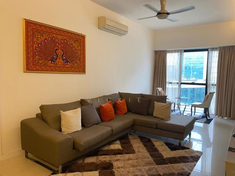 Kediaman Servis untuk Dijual di The Horizon Residence - Vickie Foong - Living Room - PropertyGuru.com.my