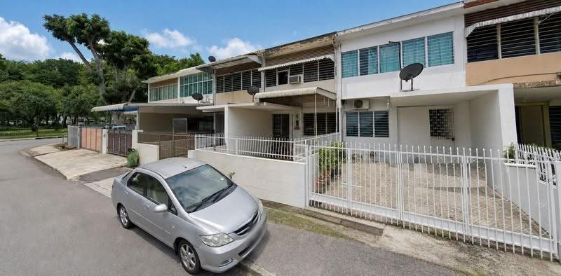 2-storey Terraced House for Sale in Pulau Tikus (Penang) - KK Kwok - Exterior - PropertyGuru.com.my
